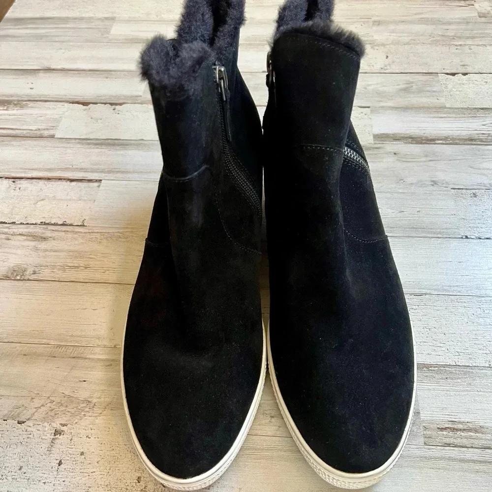 CASLON Black Suede Averie Booties Water Resistant Leather Size 11